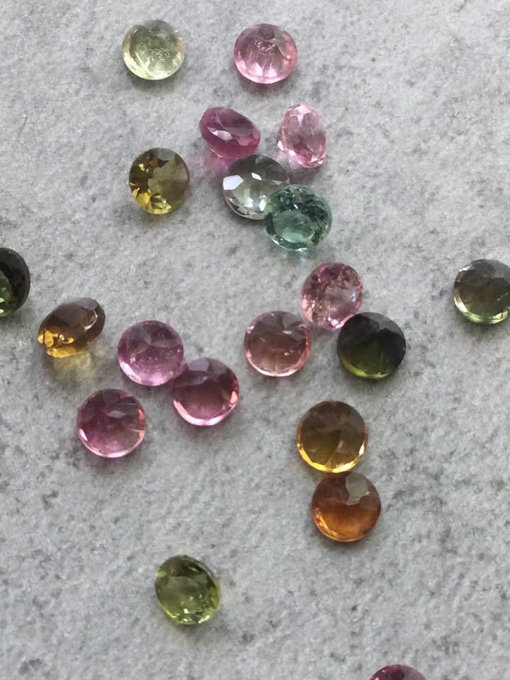 Tourmaline, Round Cut, 3mm .135 Carat, Naturally Mined - photo 2