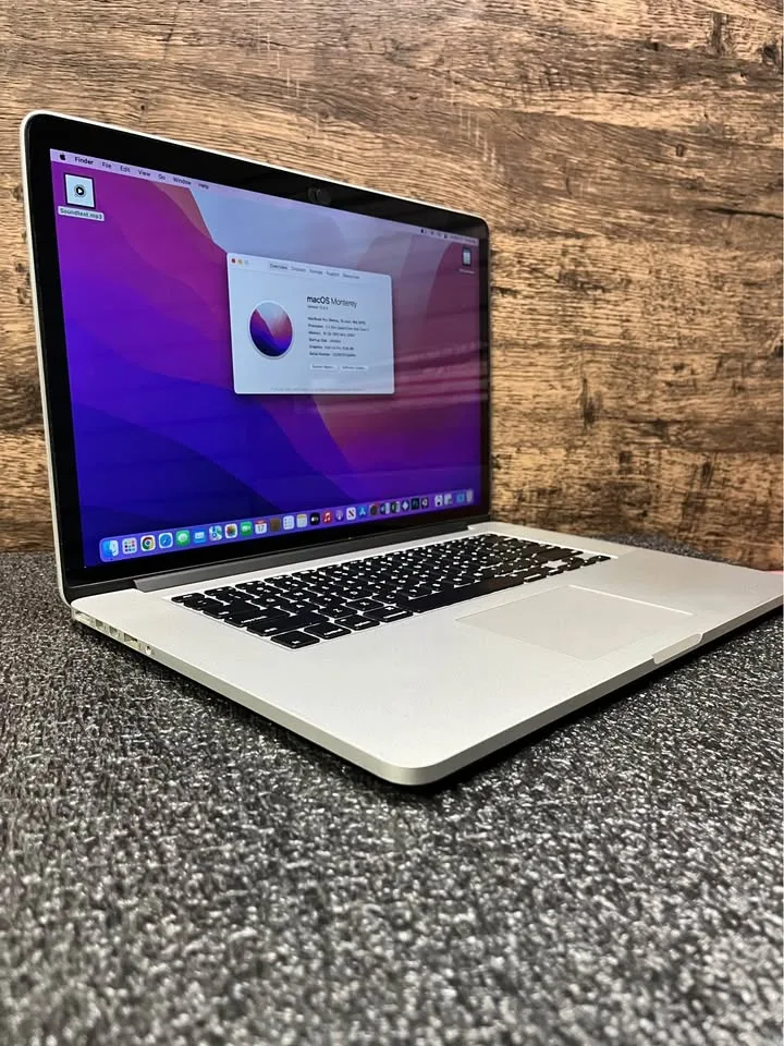 MacBook Pro 15” Retina i7 16GB 256SSD + 256SSD image indicator(4)