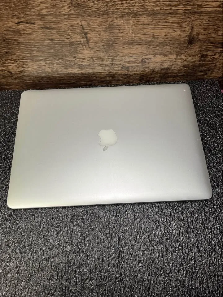 MacBook Pro 15” Retina i7 16GB 256SSD + 256SSD image indicator(6)
