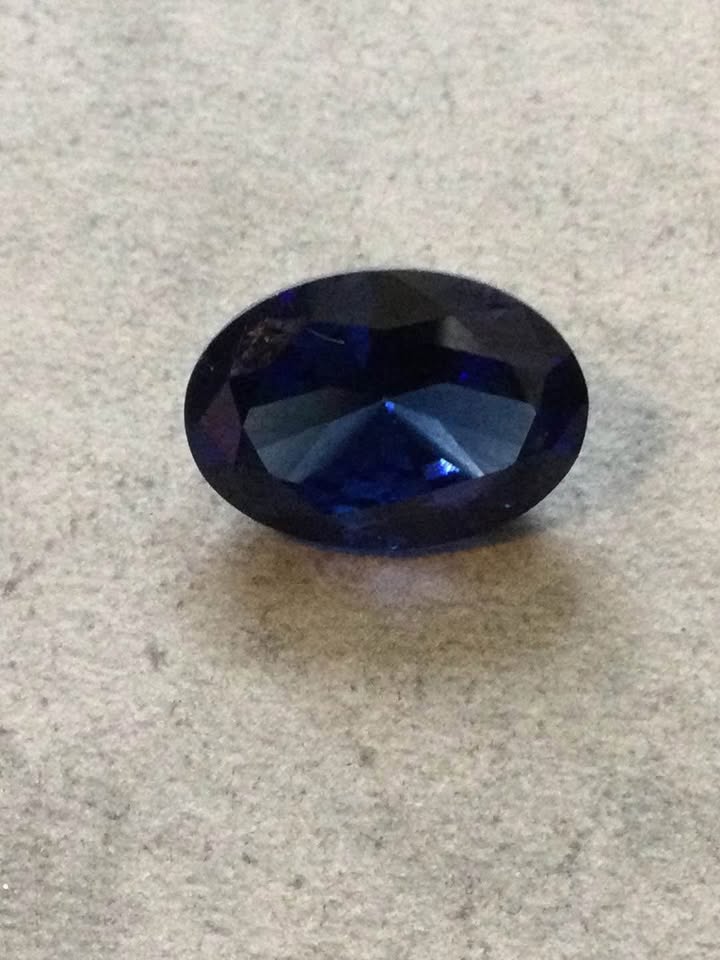 Blue Sapphire, 6.625 Carats, Oval Cut, Naturally Mined, Gemstone - photo 2