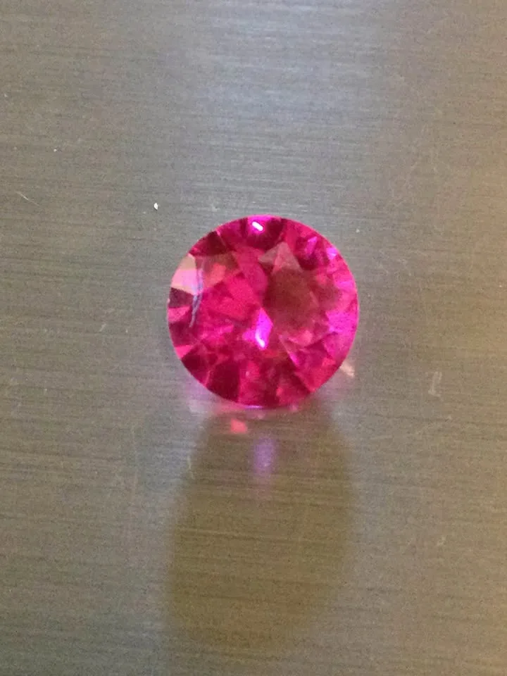 Pink Sapphire 2.45 Carats, Round Cut Gemstone thumbnail
