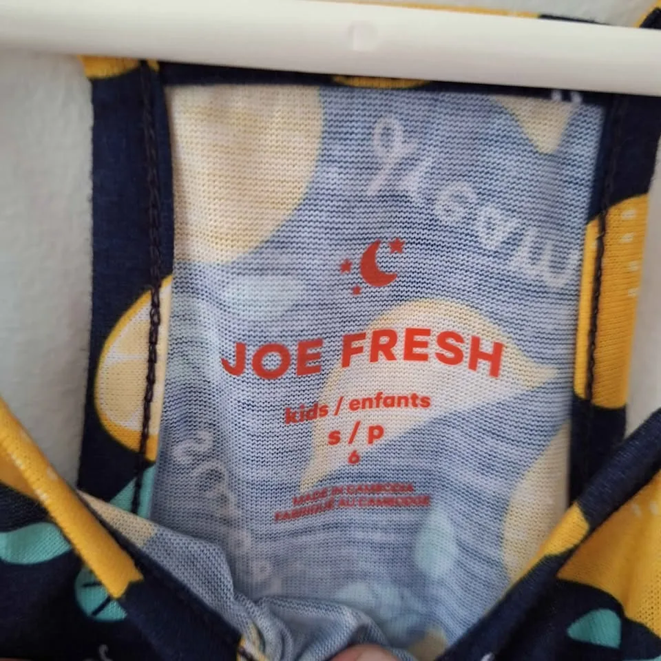 BNWOT Girls' Lemon Nightgown - S image indicator(2)