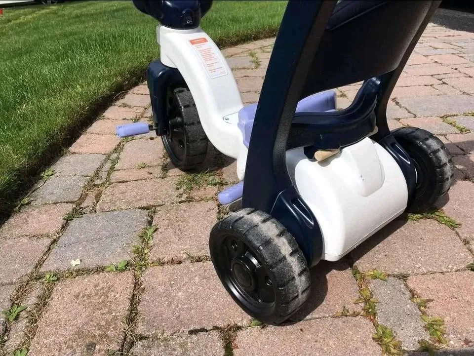 EUC Fisher Price Trike image indicator(4)