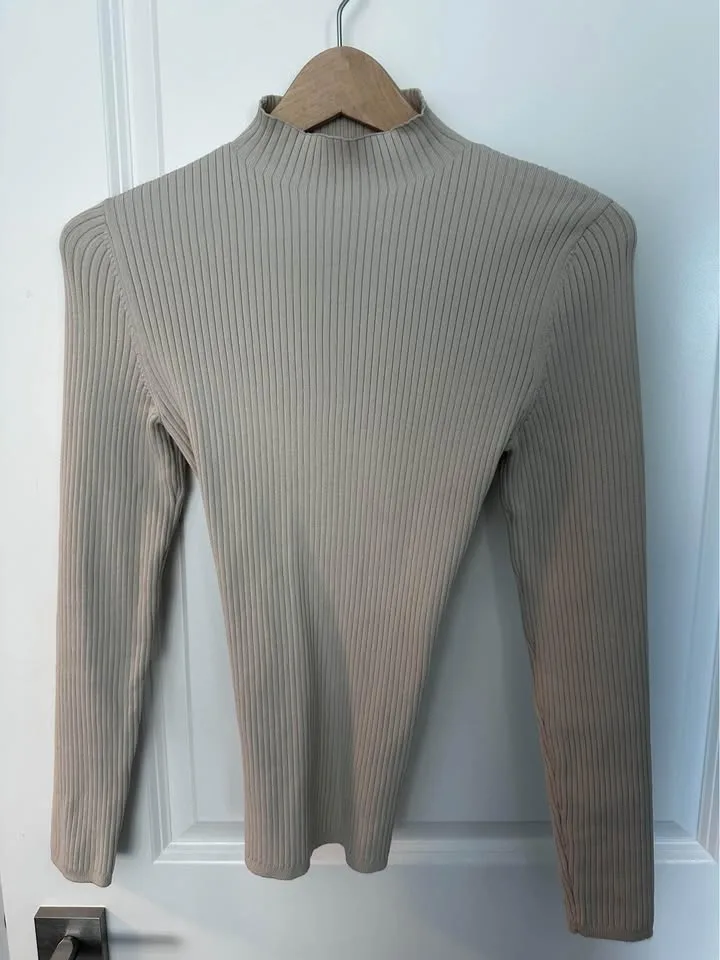 Babaton Sculpt Knit Tie-Back Longsleeve - Matte Pearl - S image indicator(6)