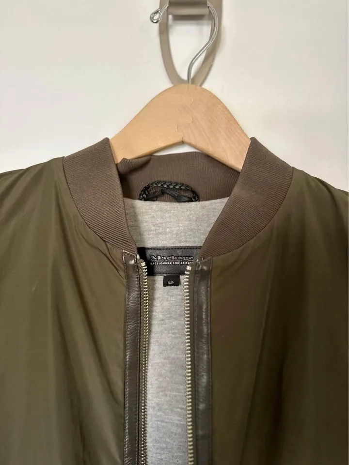 MACKAGE (xAritzia) BOMBER JACKET - SMALL - ARMY GREEN image indicator(9)