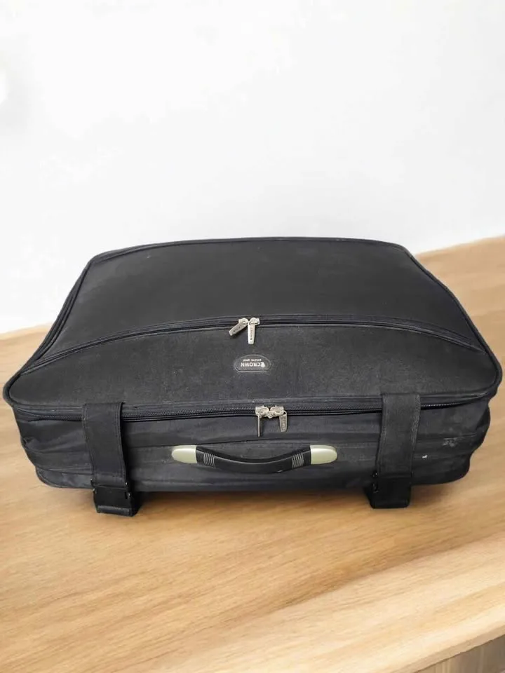 30" Large Full ligh size travel Luggage 2 whell Suitcase image indicator(2)