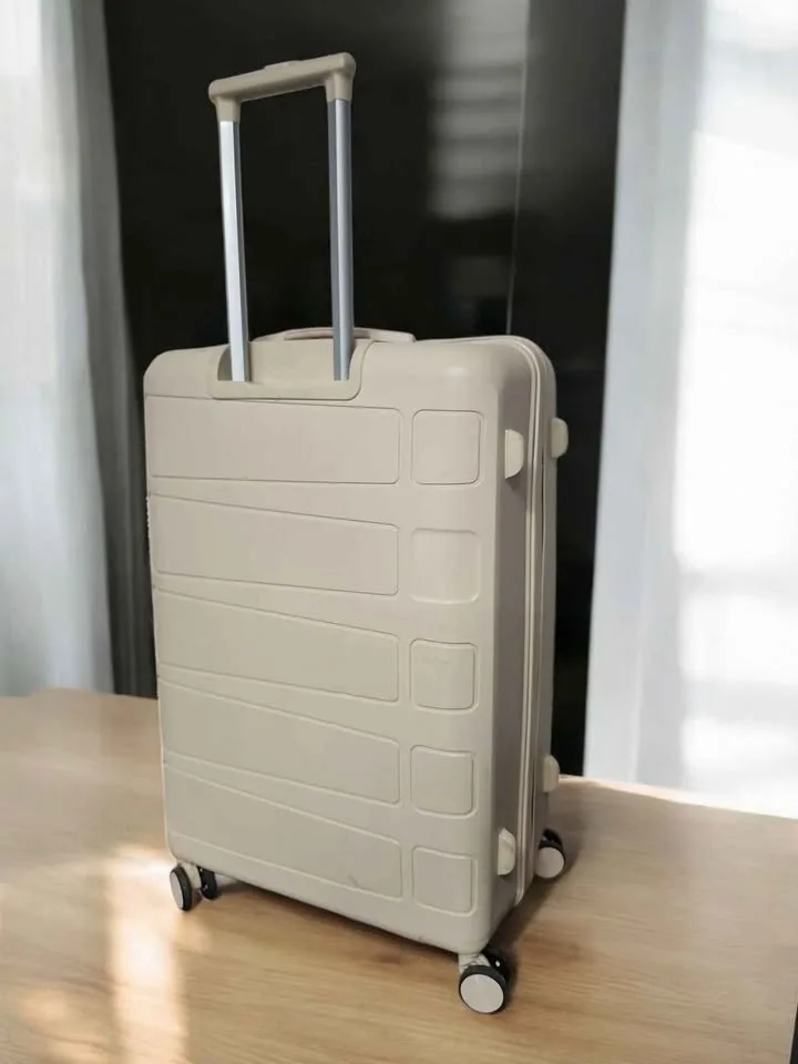 30" 4 wheels Spinner 360° Luggage full size hard Suitcase image indicator(3)