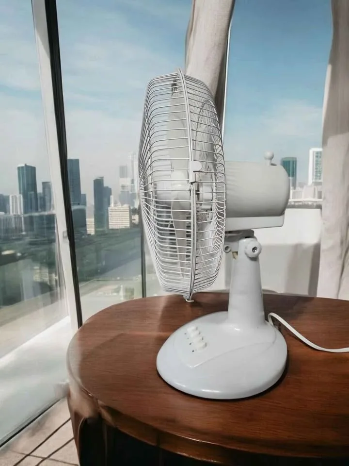 70% Off CHILL 12" 3-Speed Oscillating Table Fan image indicator(2)