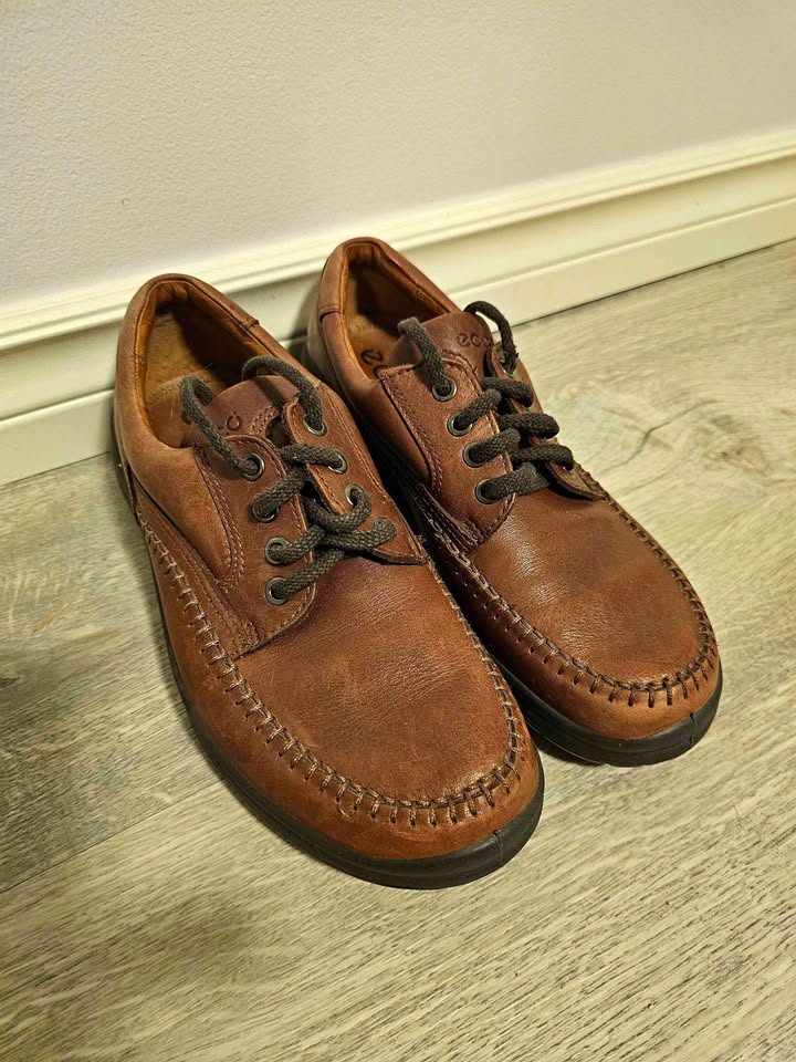 ECCO leather shoes
