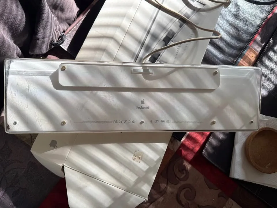 Vintage MAC Keyboard image indicator(2)