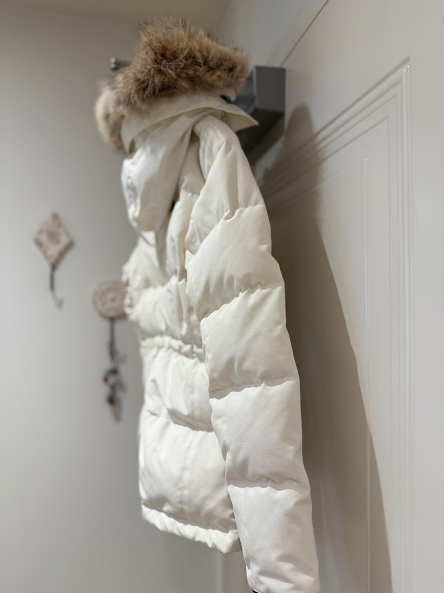 Canada Goose Ladies Jacket - photo 3