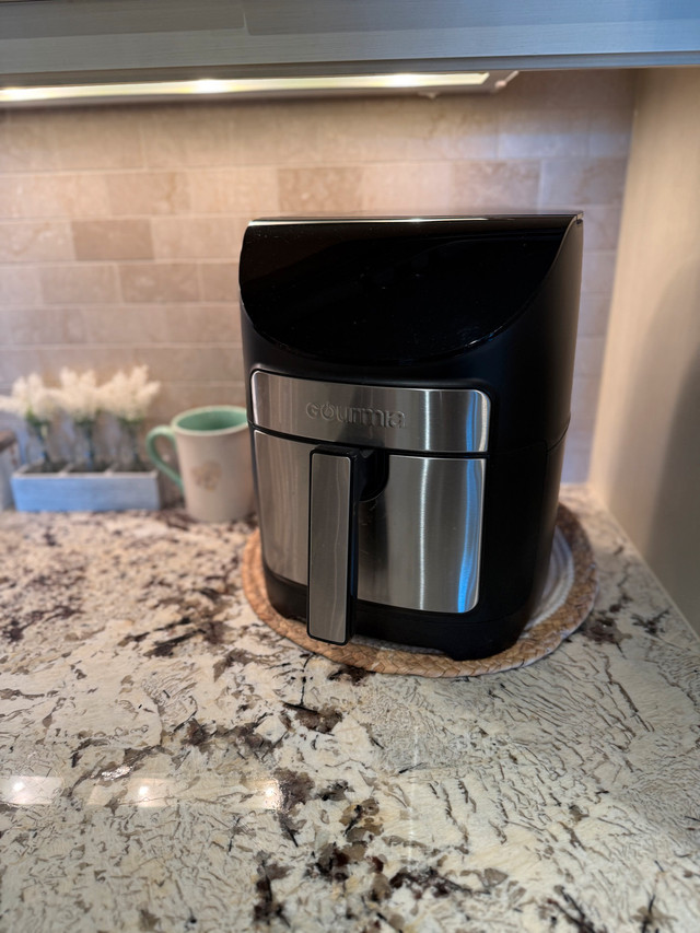 Gourmia 6.7 L / 7 QT Digital Air Fryer GAF798