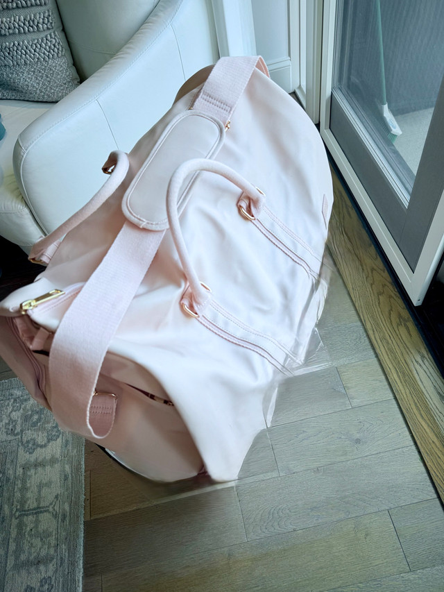 Pink Duffel Garment Bag - photo 2