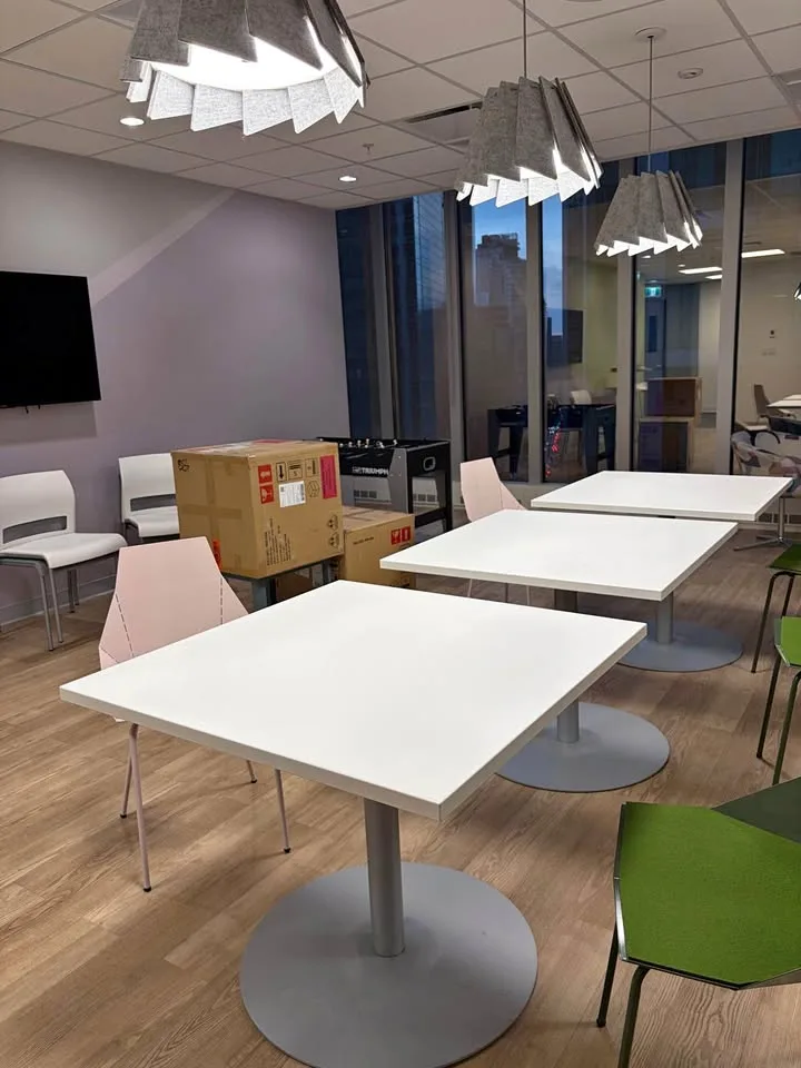 Square Table thumbnail