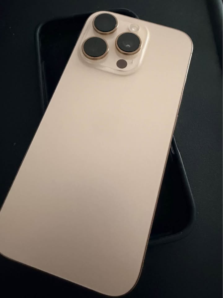 Iphone 16 Pro Like New - photo 2
