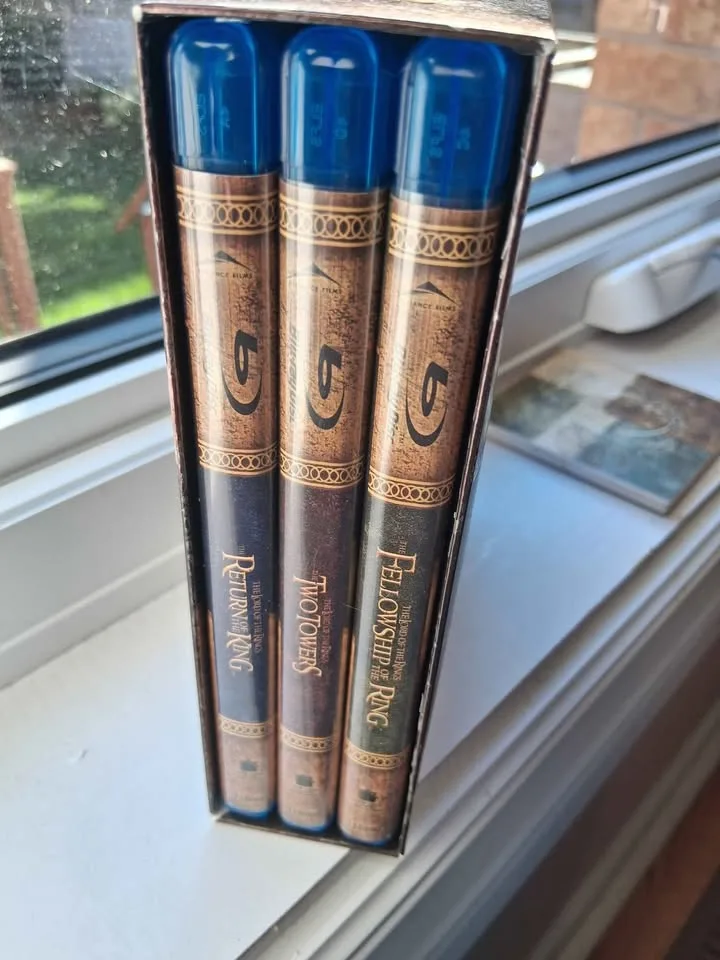 DVD box set - Lord of the Rings image indicator(2)