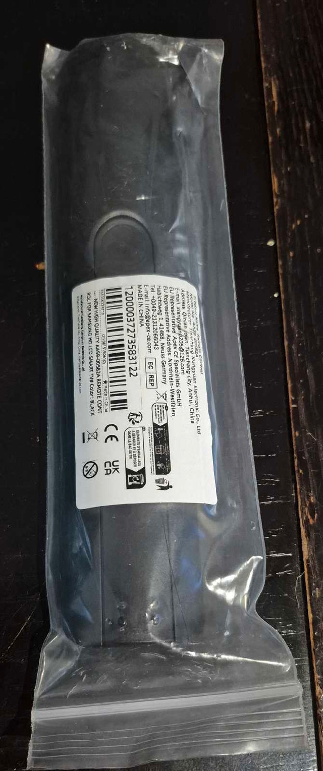 Samsung TV Remote - photo 2