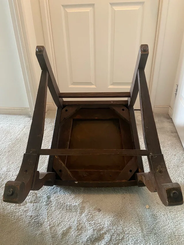 4 Antique Chairs image indicator(4)