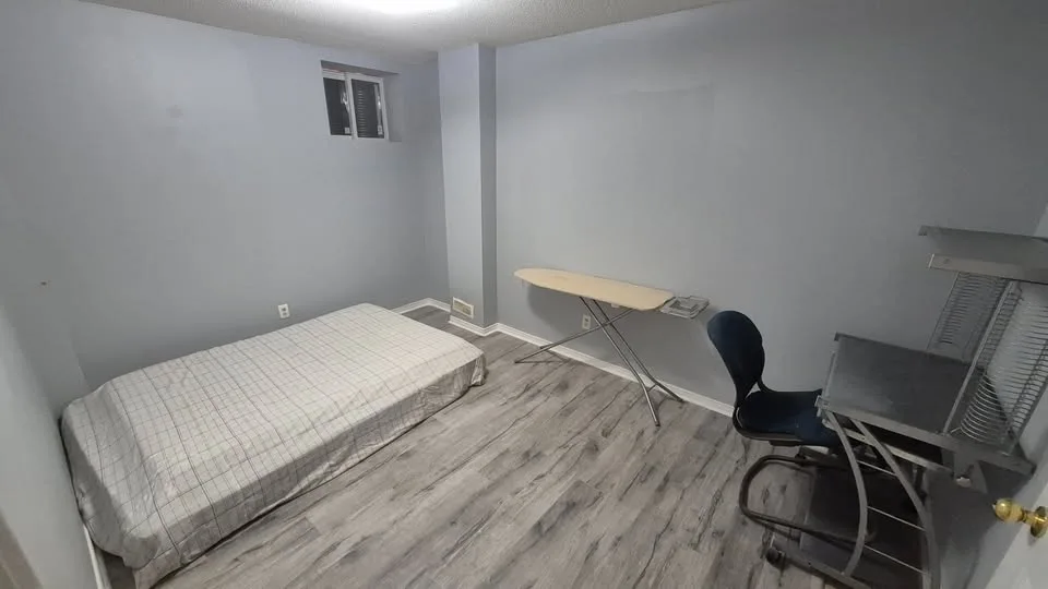 2 Beds 1 Bath Apartment image indicator(2)