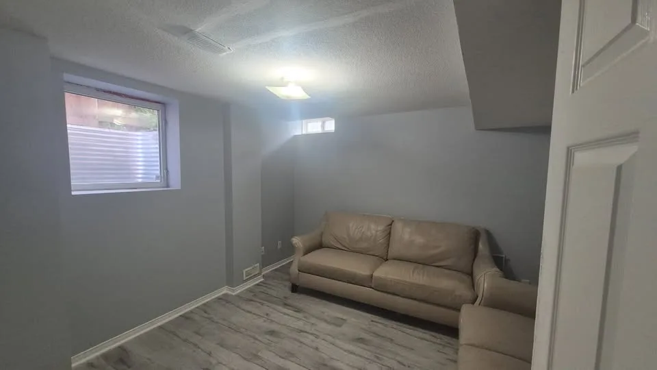 2 Beds 1 Bath Apartment image indicator(4)