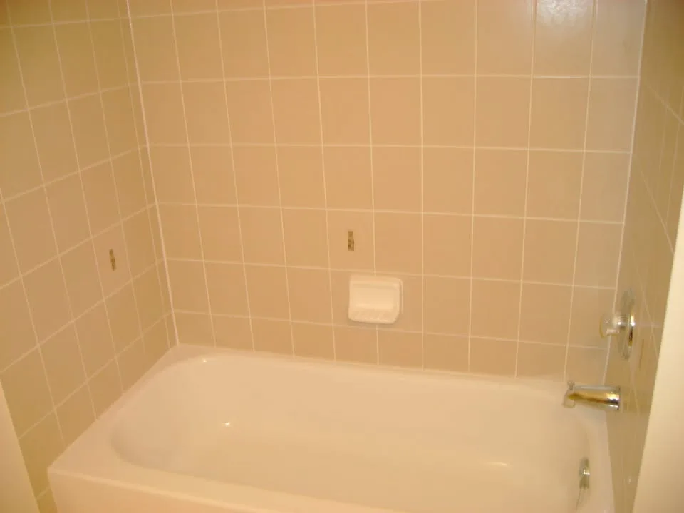 2 Beds 1 Bath Apartment image indicator(7)