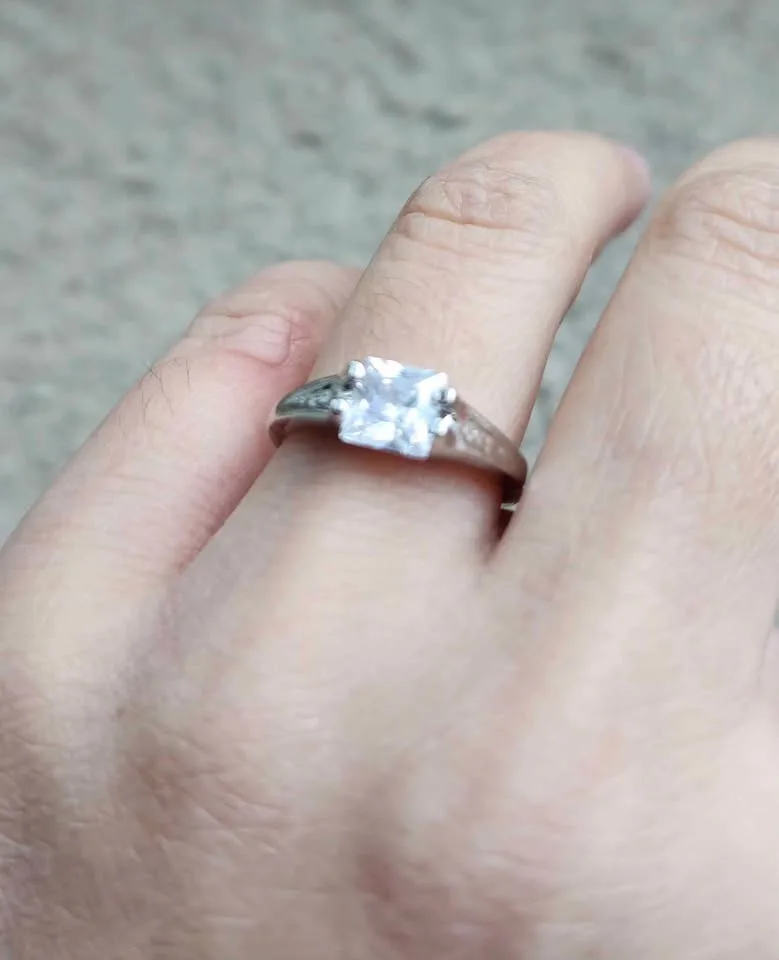 Beautiful size 6 rings, for engagement, gift,parties,office image indicator(7)