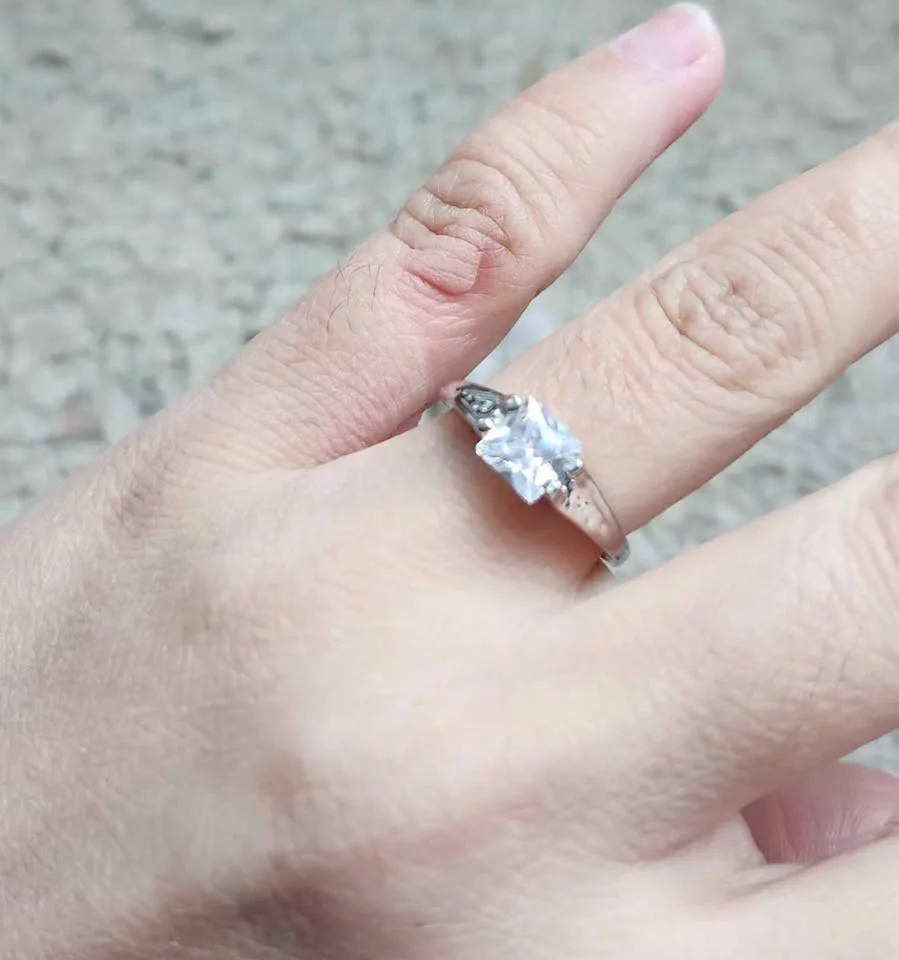 Beautiful size 6 rings, for engagement, gift,parties,office image indicator(8)