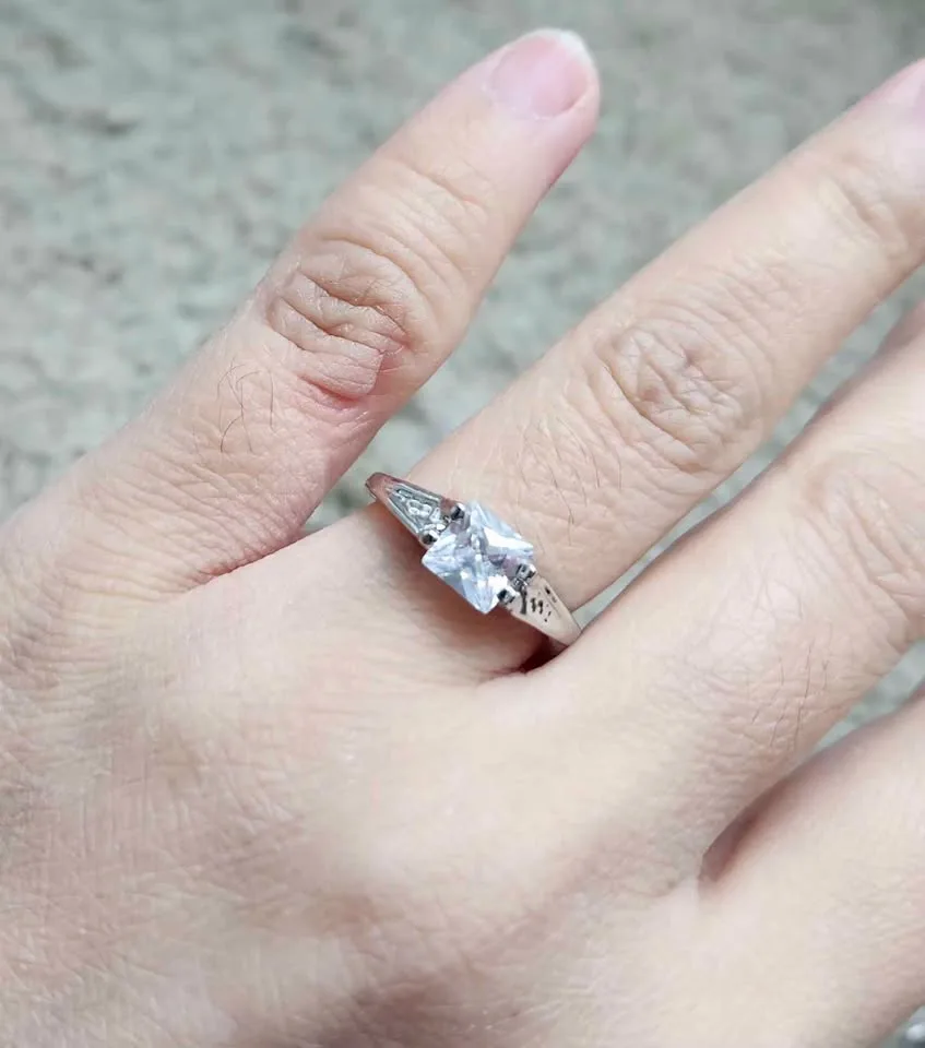 Beautiful size 6 rings, for engagement, gift,parties,office image indicator(9)