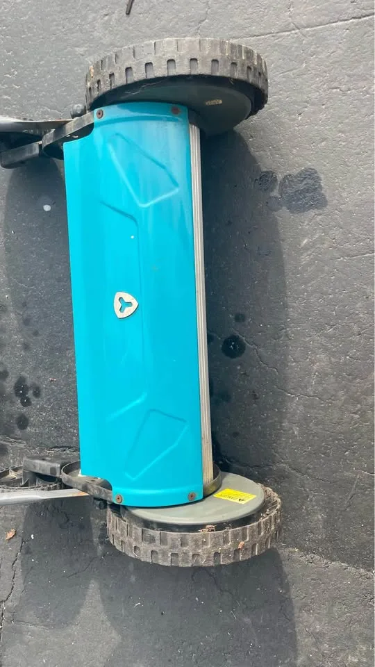 Reel (5-Blade) Lawn Mower image indicator(2)