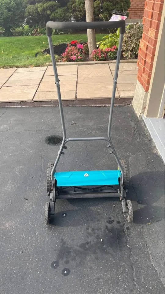 Reel (5-Blade) Lawn Mower image indicator(3)