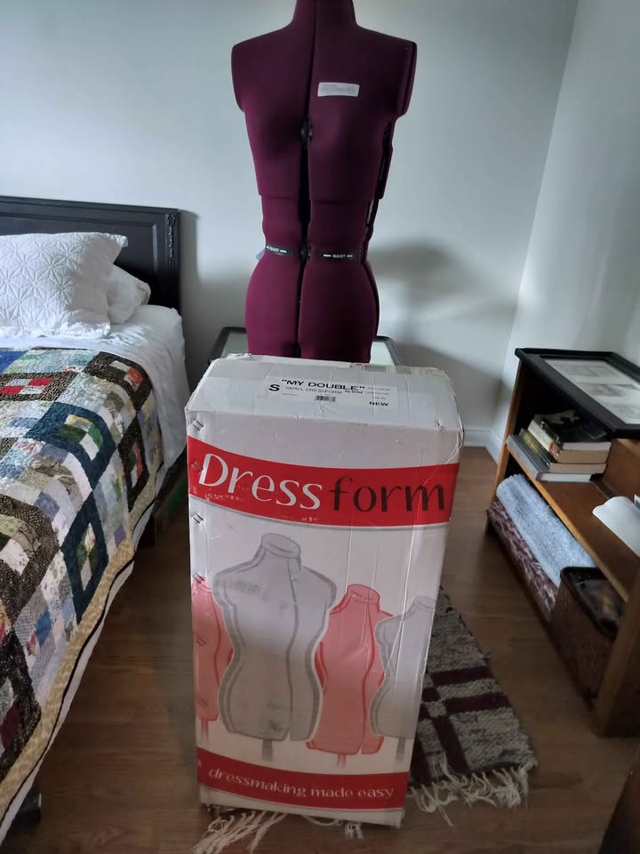 Size small Sewer's Dress form - photo 3