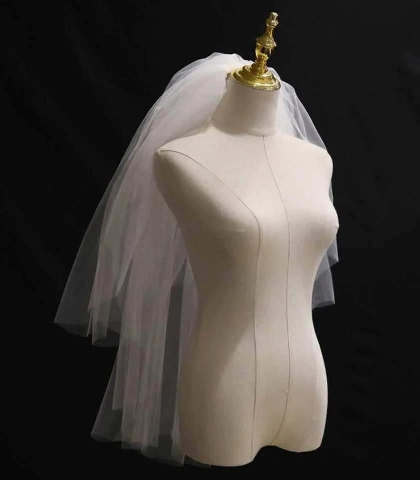 2-Layer Wedding Veil Bridal Accessories Tulle Veil with Comb image indicator(3)