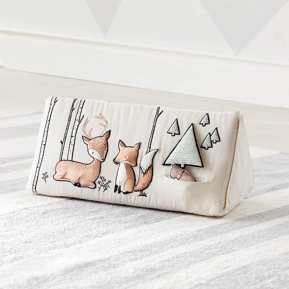 Crate & Kids Tummy Time Pillow with Mirror - photo 3