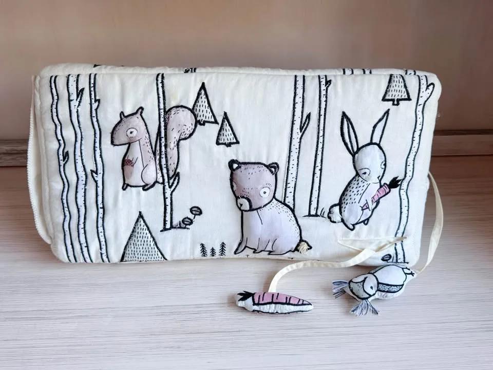 Crate & Kids Tummy Time Pillow with Mirror image indicator(7)