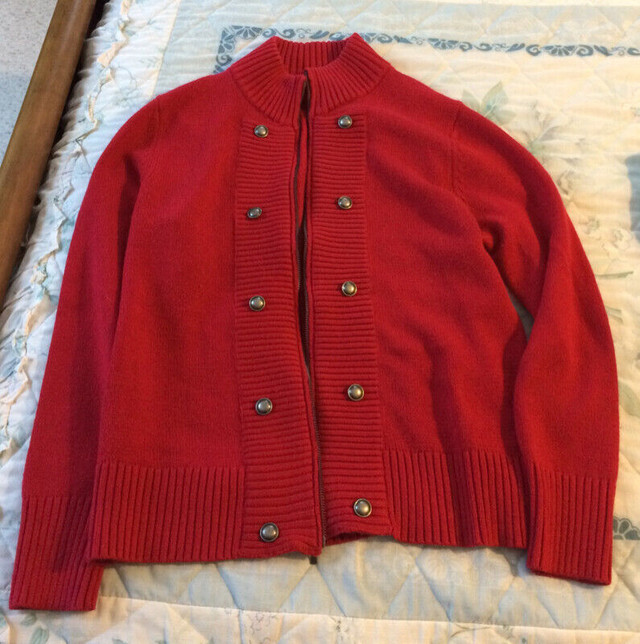 Red Sweater Jacket Women’s Large Northern Reflections For Sale