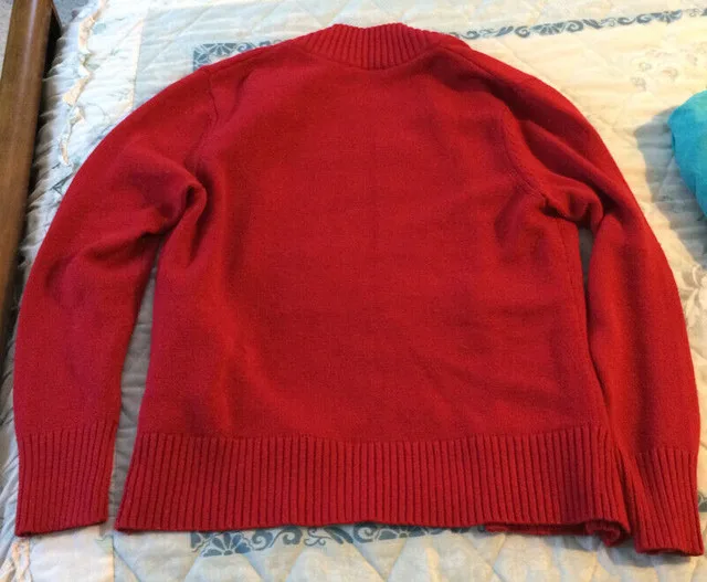 Red Sweater Jacket Women’s Large Northern Reflections For Sale image indicator(2)