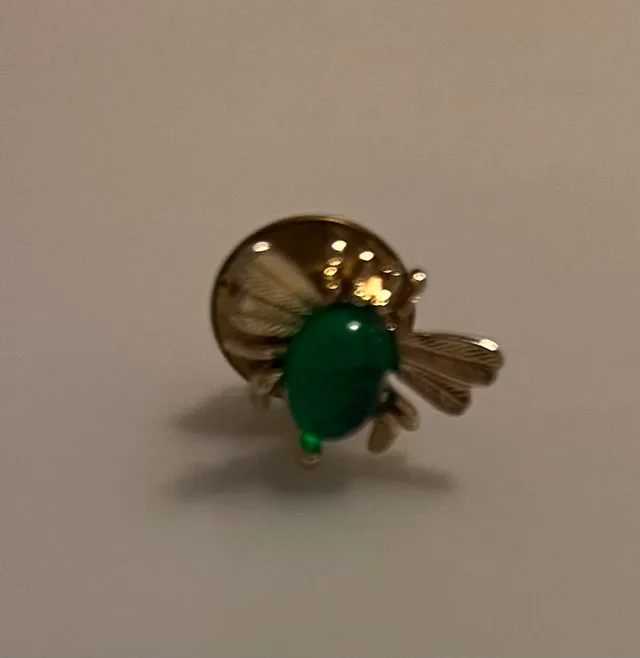 Bee or Insect Brooch/Pin Costume Jewelry Gold-Tone and Green thumbnail