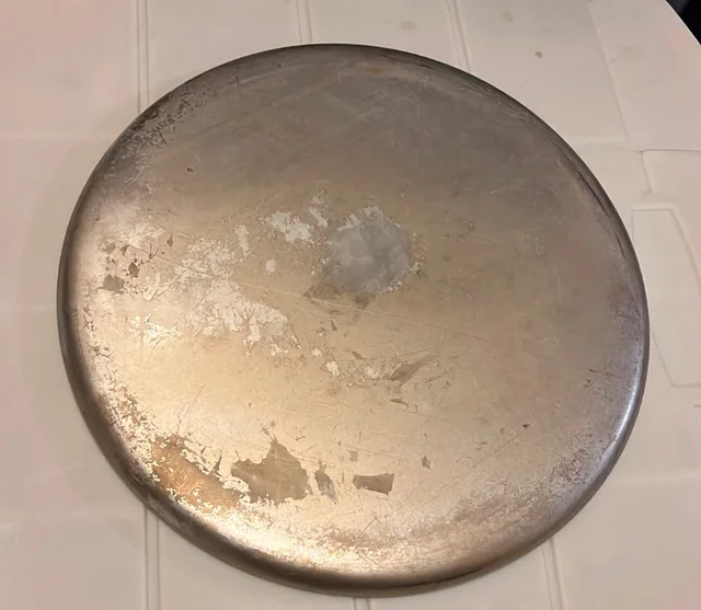 Vintage Aluminum Serving Tray with Floral Pattern For Sale image indicator(2)