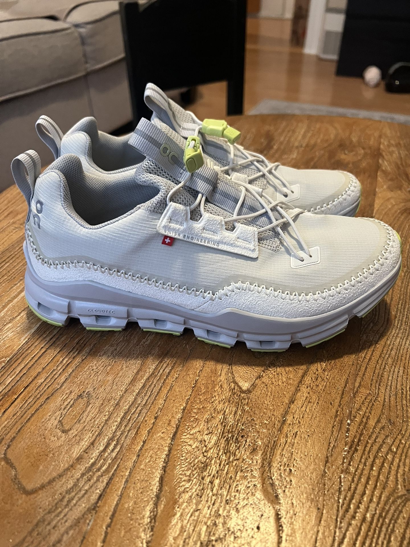ON Women's Cloudaway 7.5
