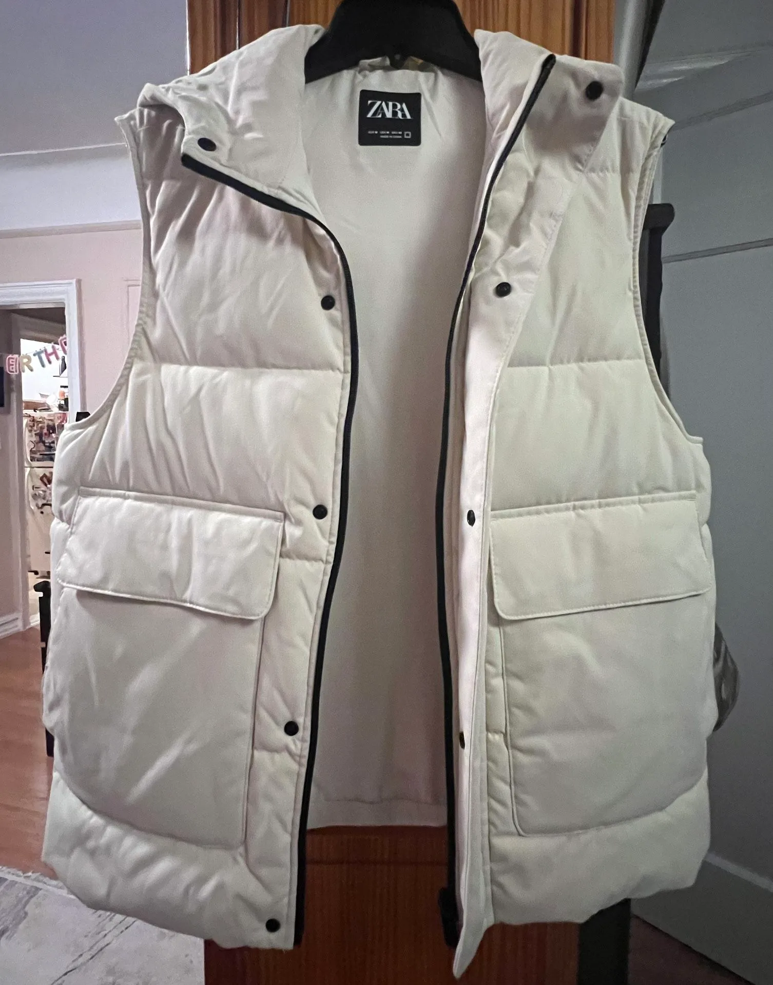 ZARA Size M Vest Beige thumbnail