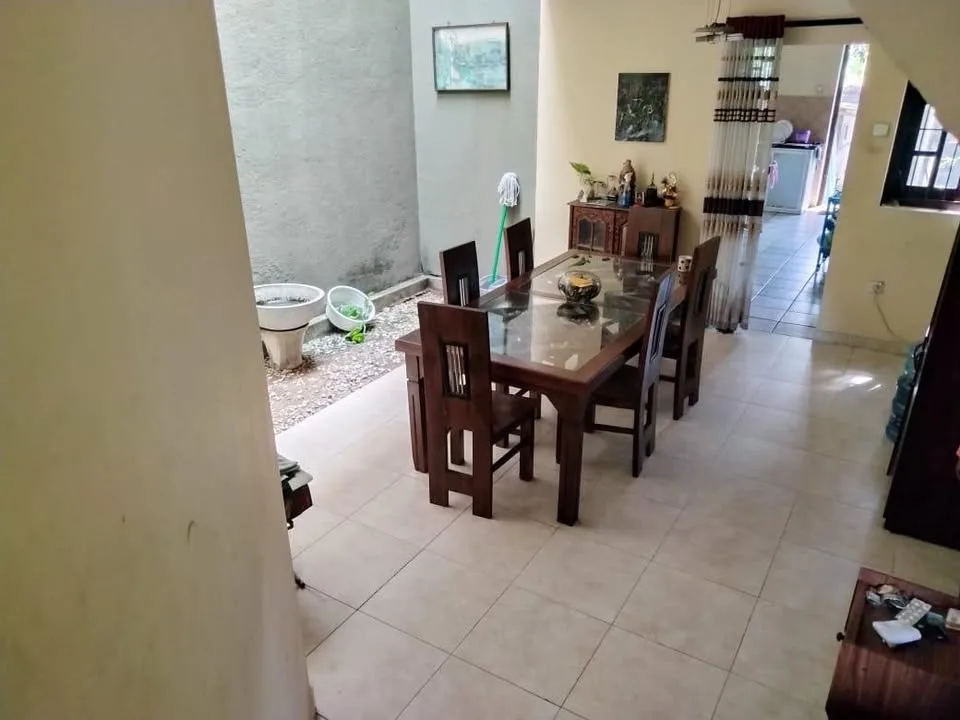 4 Beds 2 Baths House image indicator(2)