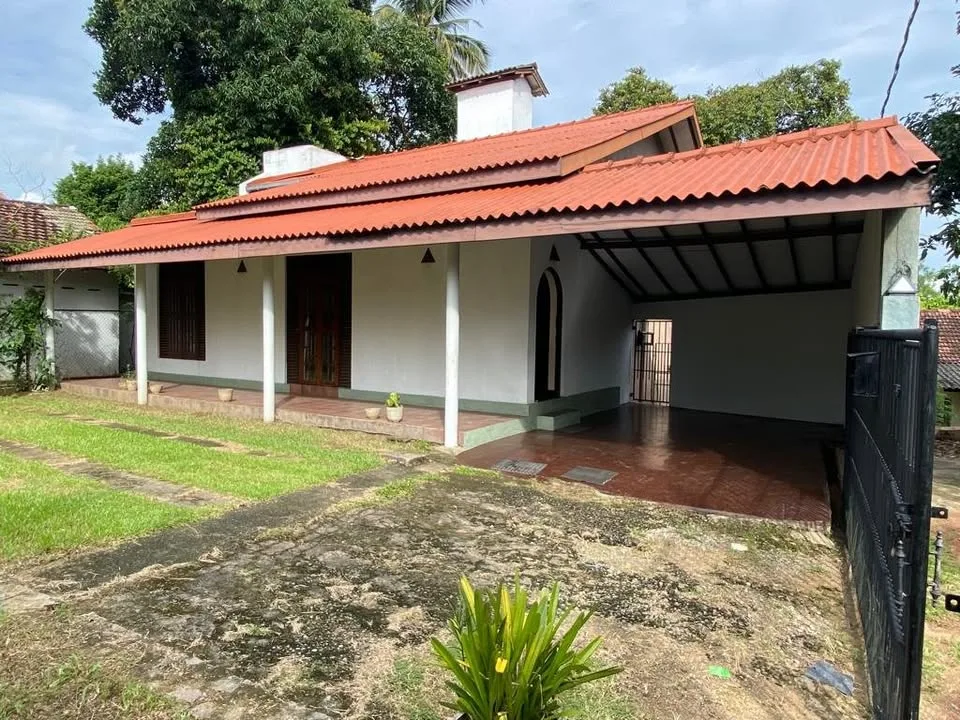 4 Beds 2 Baths House image indicator(3)