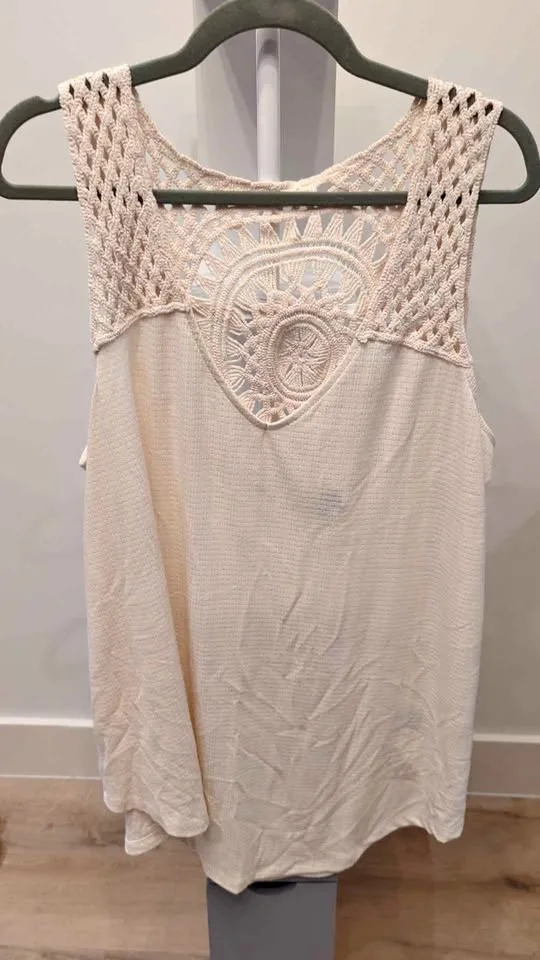 Crochet Tank Top thumbnail