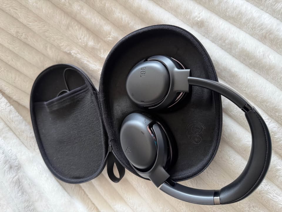 JBL Tour One M2 Wireless Headphones - photo 2
