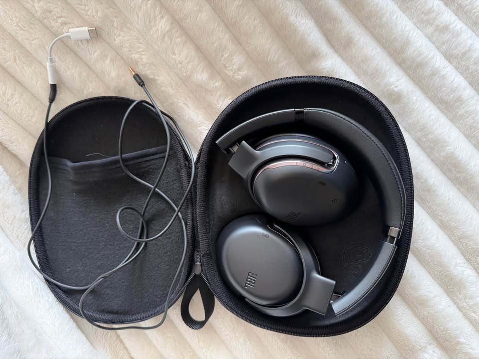 JBL Tour One M2 Wireless Headphones - photo 4
