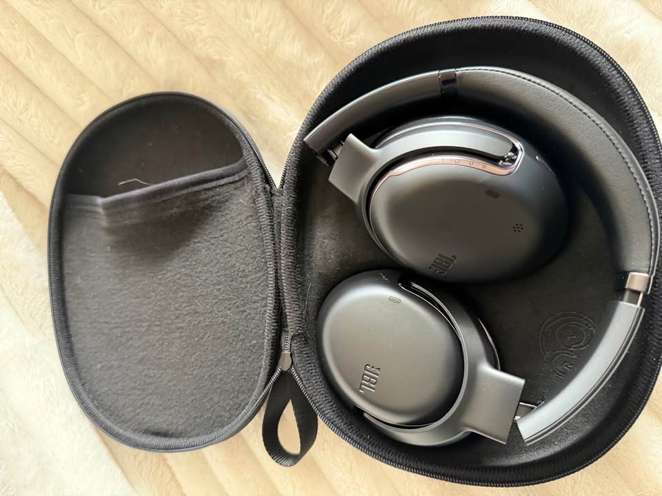 JBL Tour One M2 Wireless Headphones - photo 5