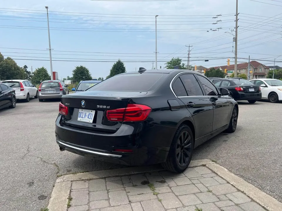 2016 BMW 3 Series image indicator(8)