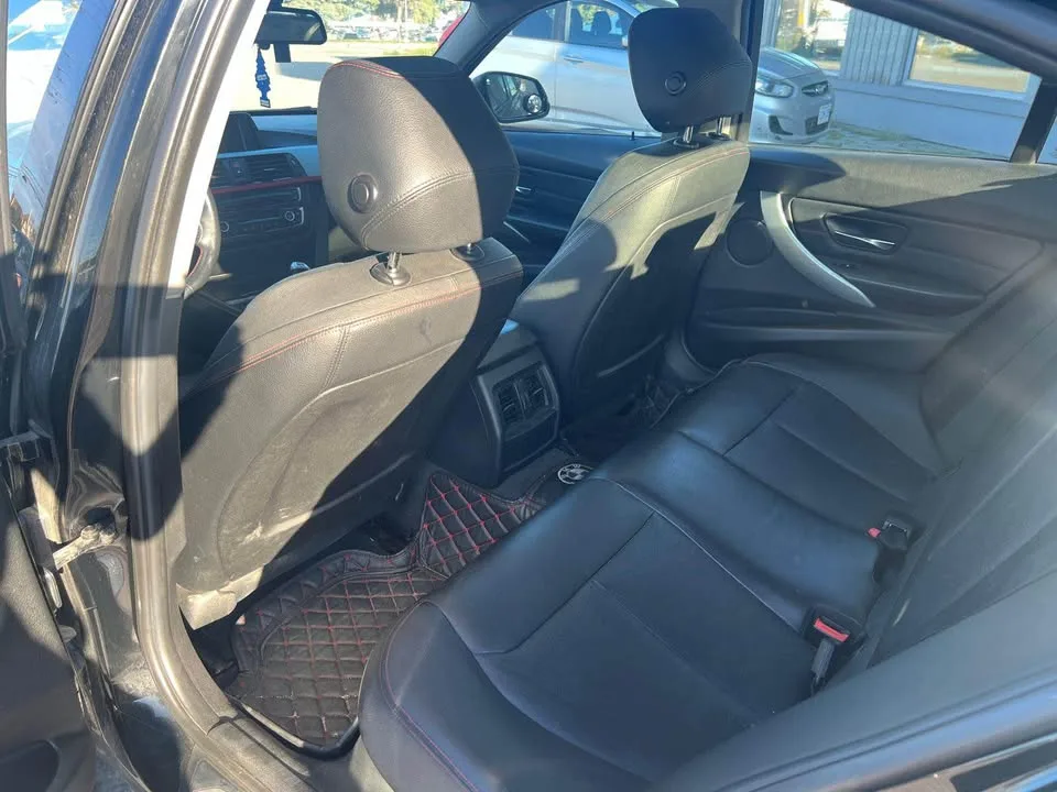 2015 BMW 3 Series image indicator(10)