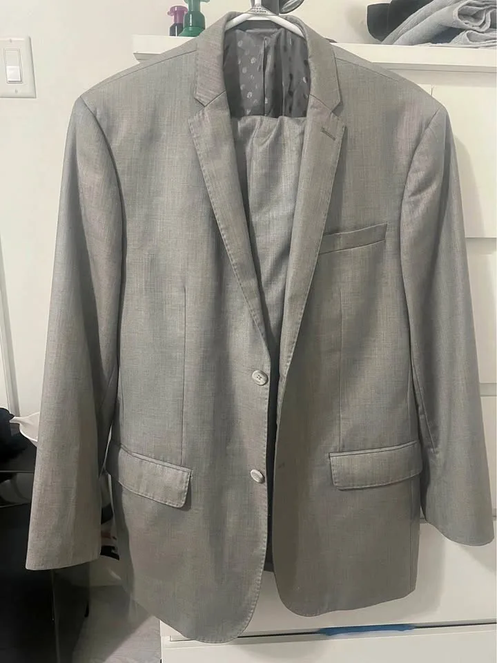 Perry Ellis Gray Suit - size 40 thumbnail