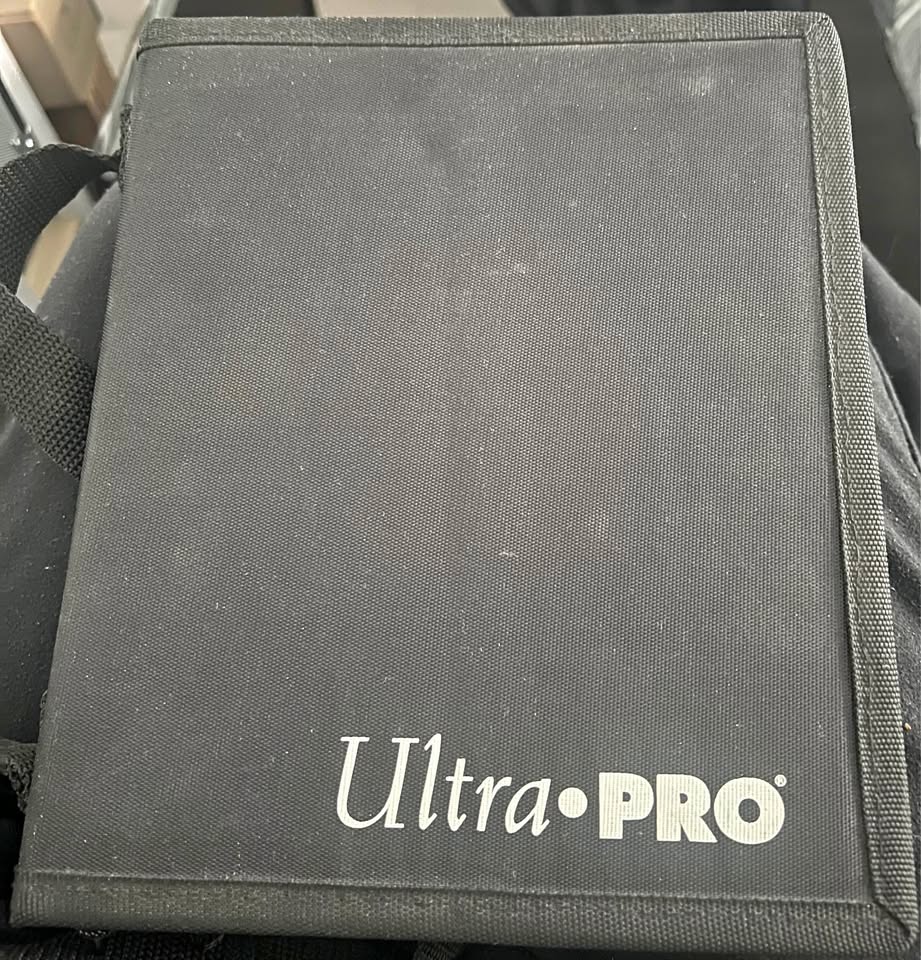 Double zipper Ultra Pro 2 ring binder